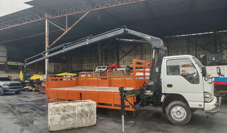 2013 Isuzu NPR66UPH-A (UBS) Kargo With Crane 18′ (HIAB crane 2.5ton) full