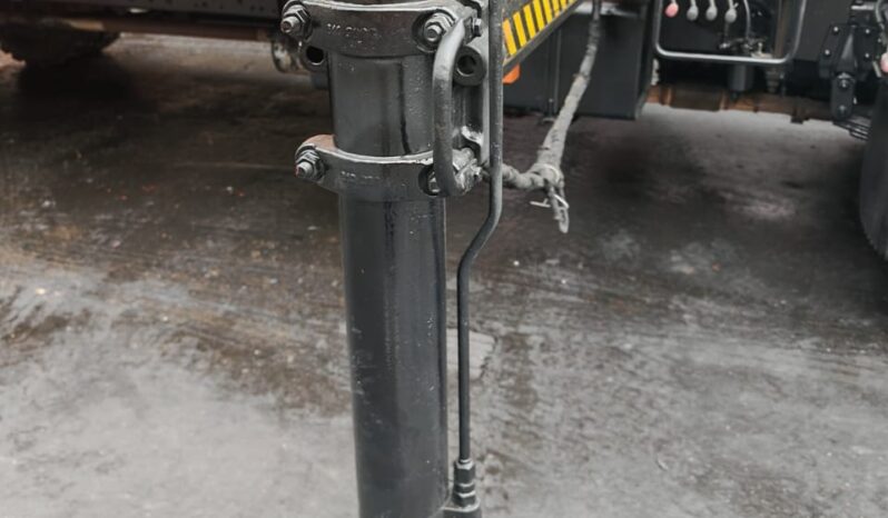 2013 Isuzu NPR66UPH-A (UBS) Kargo With Crane 18′ (HIAB crane 2.5ton) full