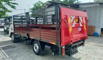 2021 Isuzu NLR85UHE Kargo With Tail Lift 14’5 full