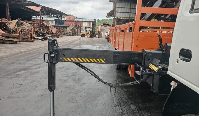 2013 Isuzu NPR66UPH-A (UBS) Kargo With Crane 18′ (HIAB crane 2.5ton) full