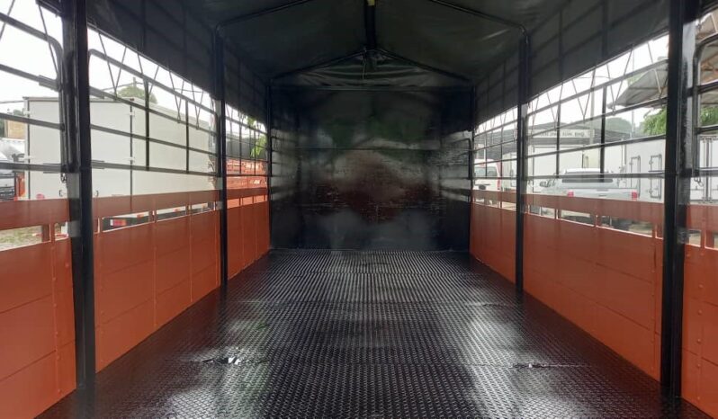 2022 Hino XZC710 (UBS) A KARGO AM With Steel Railing 21’5 Top Condition full