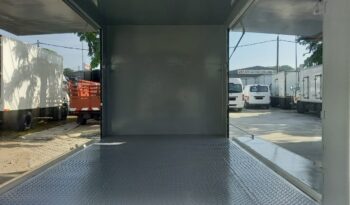 2018/19 Mitsubishi Fuso FE71PB Fiber Box 10’4 TipTop Low Mile !!! full
