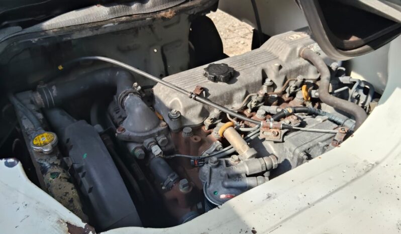 2003 Daihatsu DELTA V116-HA Luton Box 14’3 (1 LHS Door) Sell As Condition full