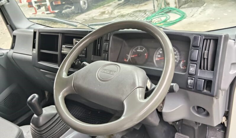 2017 Isuzu NLR85UEE-A (UBS) Freezer Box 13′ (1 LHS Door) full