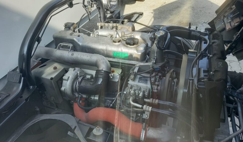 2018/19 Mitsubishi Fuso FE71PB Fiber Box 10’4 TipTop Low Mile !!! full