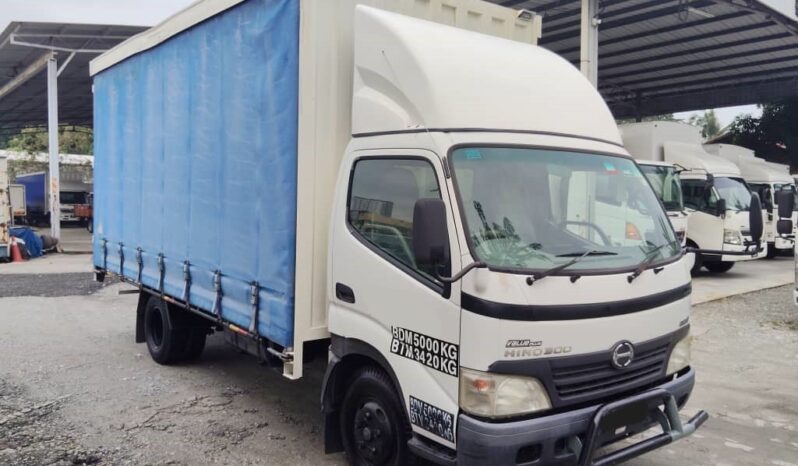2008 Hino WU410R Curtain Sider 16’8 Sell As Condition full
