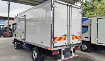2017 Isuzu NLR85UEE-A (UBS) Freezer Box 13′ (1 LHS Door) full