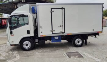 2017 Isuzu NLR85UEE-A (UBS) Freezer Box 13′ (1 LHS Door) full