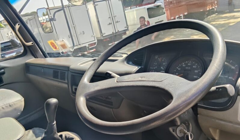 2007/08 Nissan UD LKA211 (UBS) Corrugated Box With Curtain Sider 24’8 Sell As Condition full