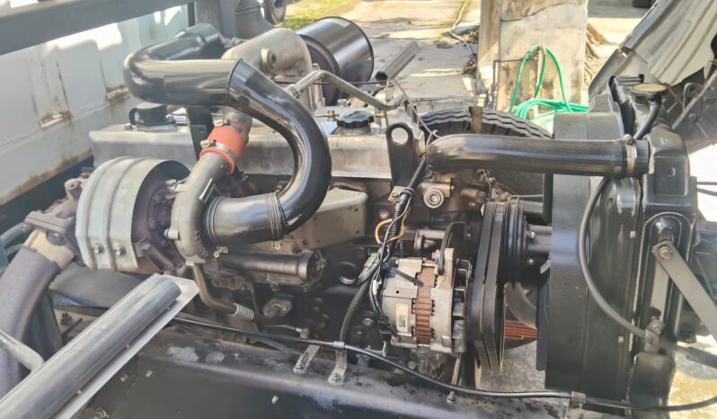 2007/08 Nissan UD LKA211 (UBS) Corrugated Box With Curtain Sider 24’8 Sell As Condition full