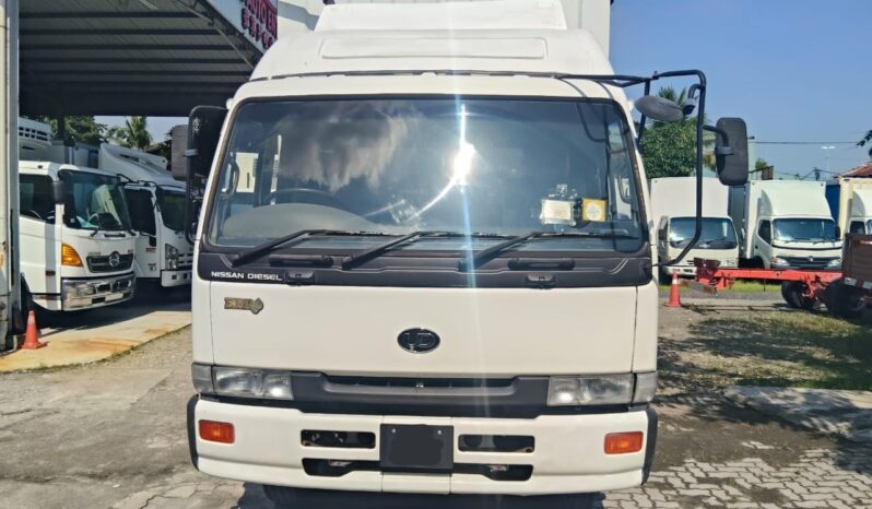 2007/08 Nissan UD LKA211 (UBS) Corrugated Box With Curtain Sider 24’8 Sell As Condition full