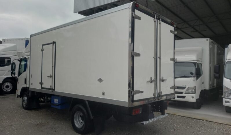 2016 Isuzu NPR71UKH Freezer Box 16′ (1 LHS Door) (Temp -13C) full