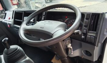 2023 Isuzu NLR85UEE Alu Box 10’4 (2 LHs Door) TipTop Condition full