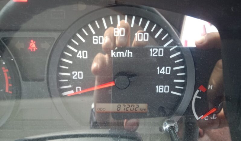 2023 Isuzu NLR85UEE Alu Box 10’4 (2 LHs Door) TipTop Condition full