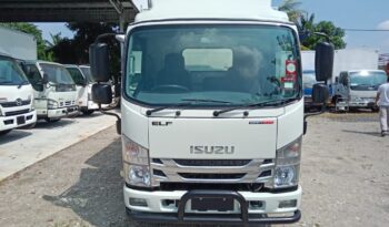2023 Isuzu NLR85UEE Alu Box 10’4 (2 LHs Door) TipTop Condition full