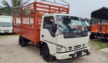 2013 Isuzu NPR71ULHT Kargo Am 14’3 full