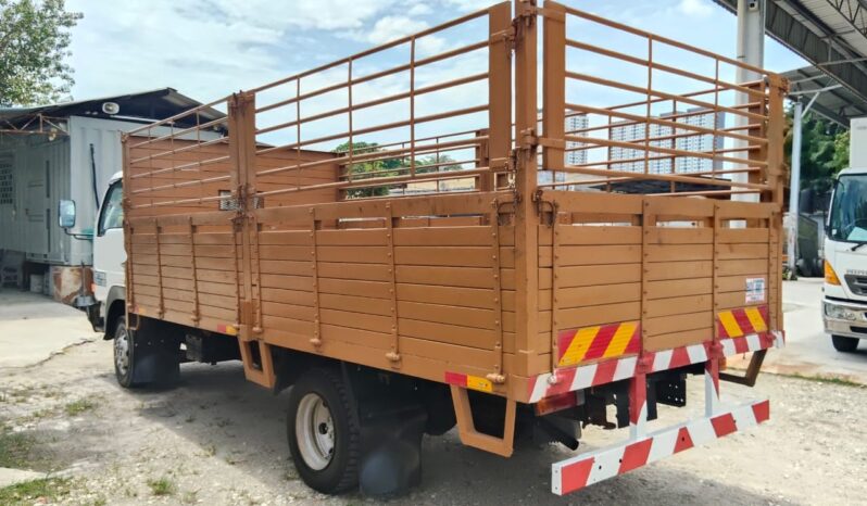 2017 Nissan UD NU41T5 Kargo Am 16’3 Sell As Condition full