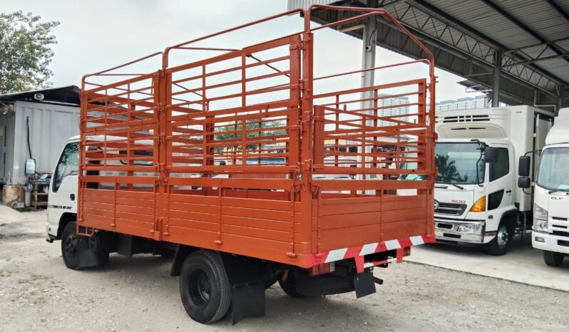 2013 Isuzu NPR71ULHT Kargo Am 14’3 full