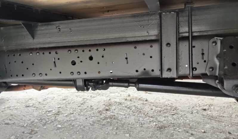 2013 Isuzu NPR71ULHT Kargo Am 14’3 full