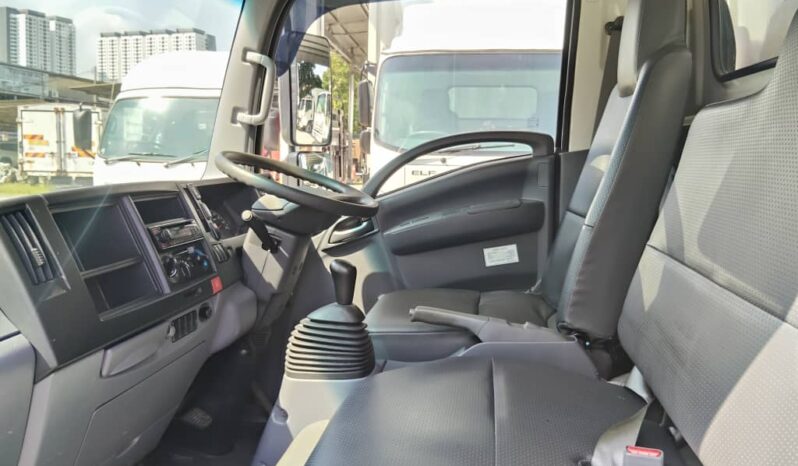 2021 Isuzu NLR85UEE Freezer Box 10’3 (Eutectic System) TipTop Condition full