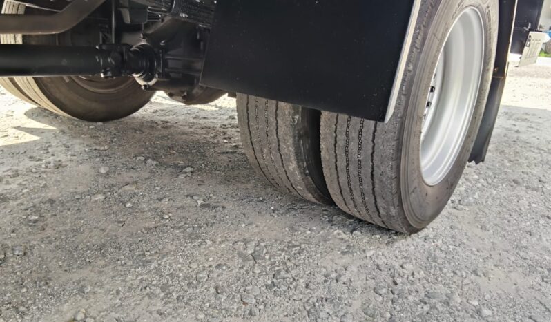 2020/21 Hino XZU720R (UBS) Corrugated Box With Tail Lift 17’7 full