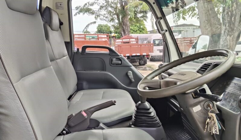 2013 Isuzu NKR55UEET-B Aluminium Box 10’3 full