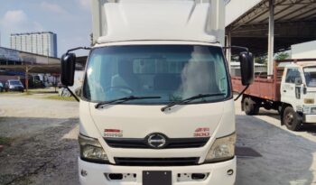 2020/21 Hino XZU720R (UBS) Corrugated Box With Tail Lift 17’7 full