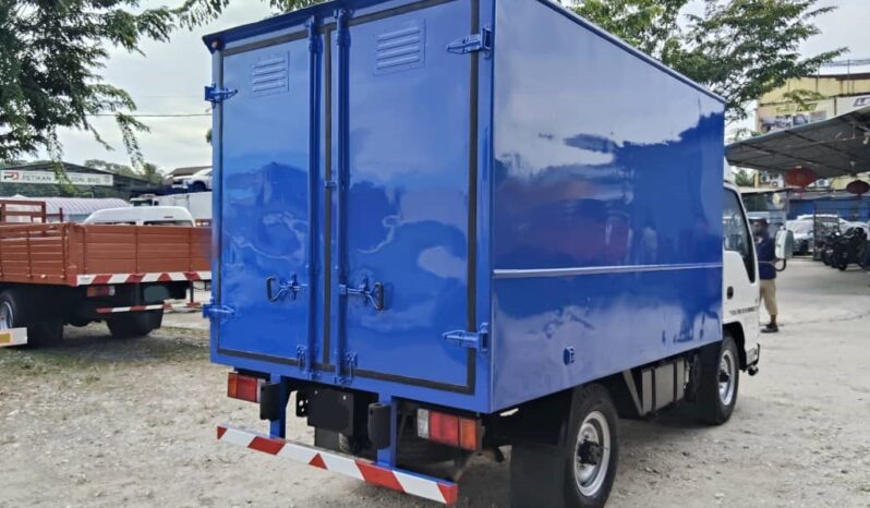 2013 Isuzu NKR55UEET-B Aluminium Box 10’3 full