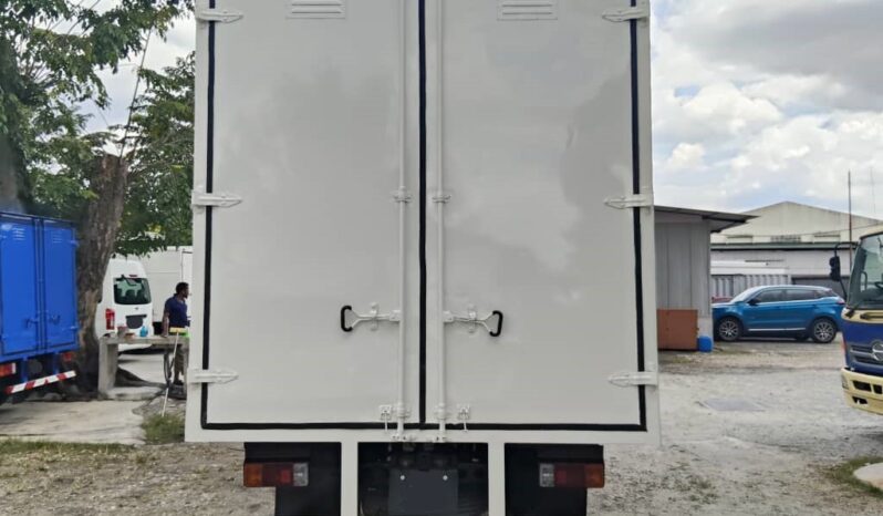 2011 Hino WU410R Aluminium Box  14’8 full