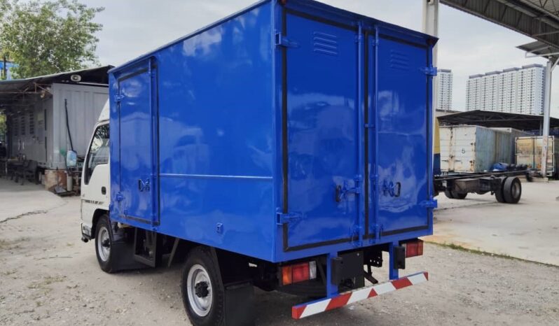2013 Isuzu NKR55UEET-B Aluminium Box 10’3 full