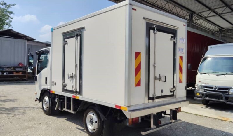 2021 Isuzu NLR85UEE Freezer Box 10’3 (Eutectic System) TipTop Condition full
