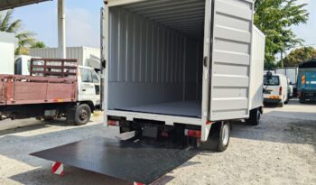 2020/21 Hino XZU720R (UBS) Corrugated Box With Tail Lift 17’7 full