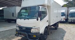 2014 Hino WU302R (UBS) LUTON BOX 13FT (1 LHS Door)