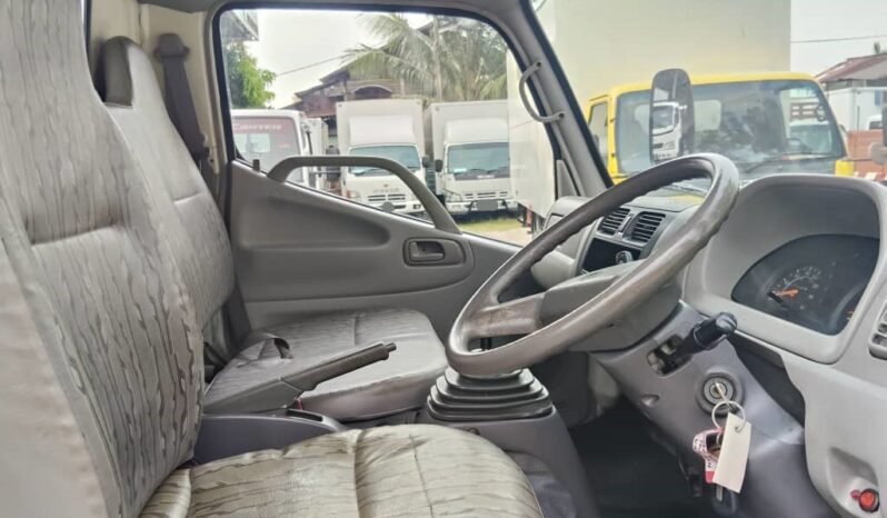 2014/15 Hino WU302R Alu Box 10’4 (1 LHS Door) full