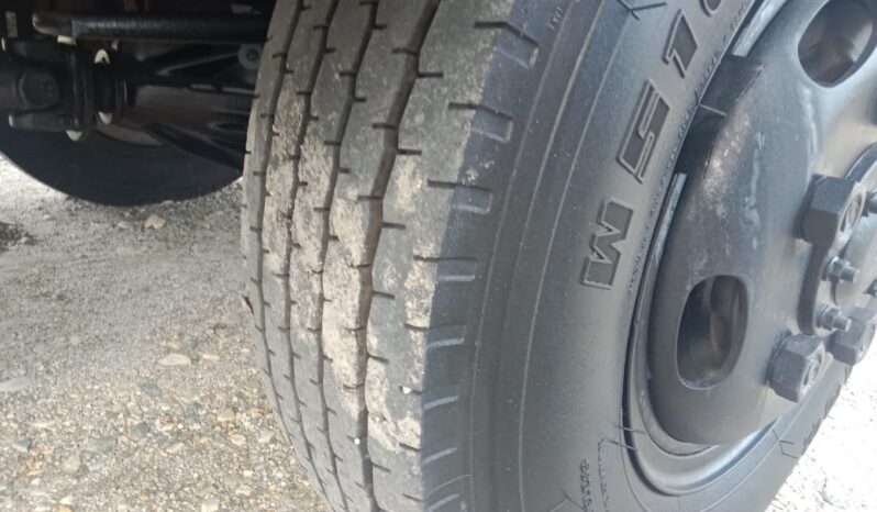 2011 Hino WU300R Corrugated Box 10’4 (1 RHS Door & 1 LHS Door) full