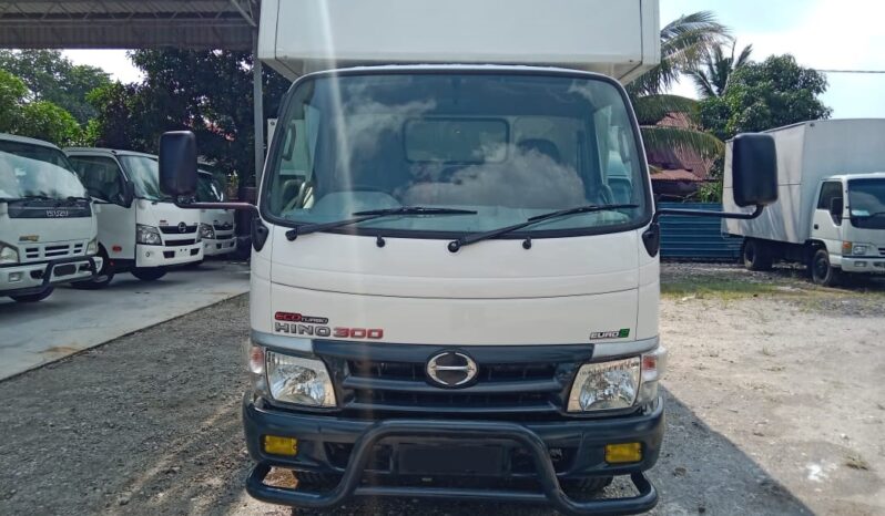 2014 Hino WU302R (UBS) LUTON BOX 13FT (1 LHS Door) full