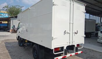 2014 Hino WU302R (UBS) LUTON BOX 13FT (1 LHS Door) full