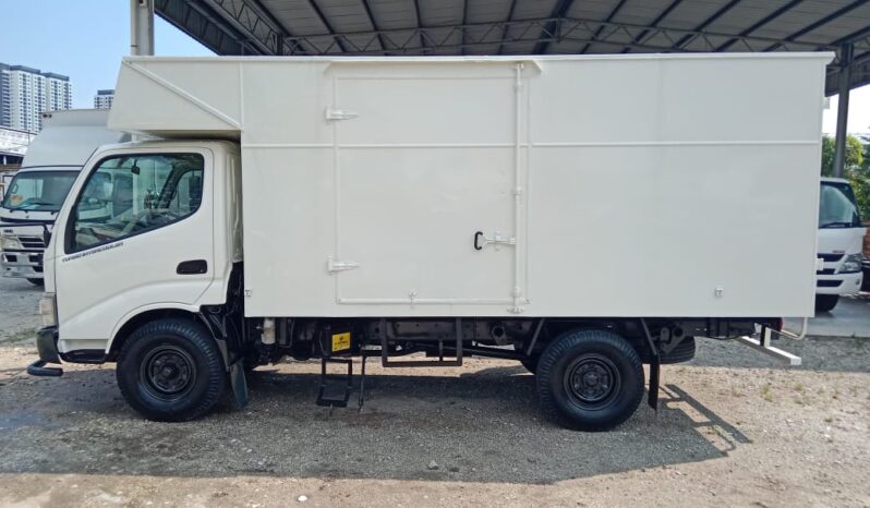 2014 Hino WU302R (UBS) LUTON BOX 13FT (1 LHS Door) full