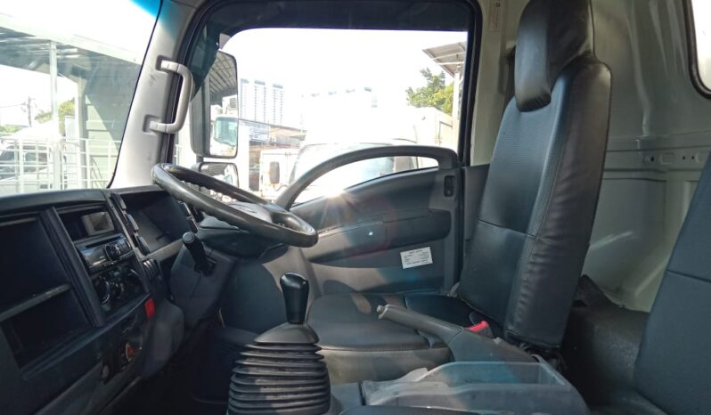 2017 Isuzu NPR81UKH Freezer Box 16′ (1 LHS Door) full