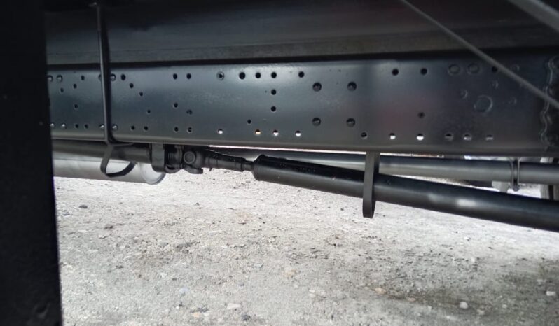 2020 Mitsubishi Fuso FE85PG Wooden Cargo With Steel Railling 17′ TipTop Condition full