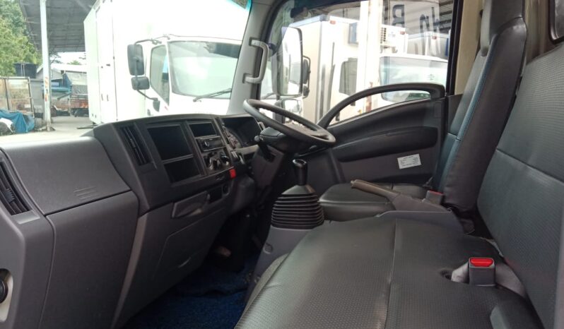 2023 Isuzu NLR77UEE Kargo Am 10′ Good Condition full