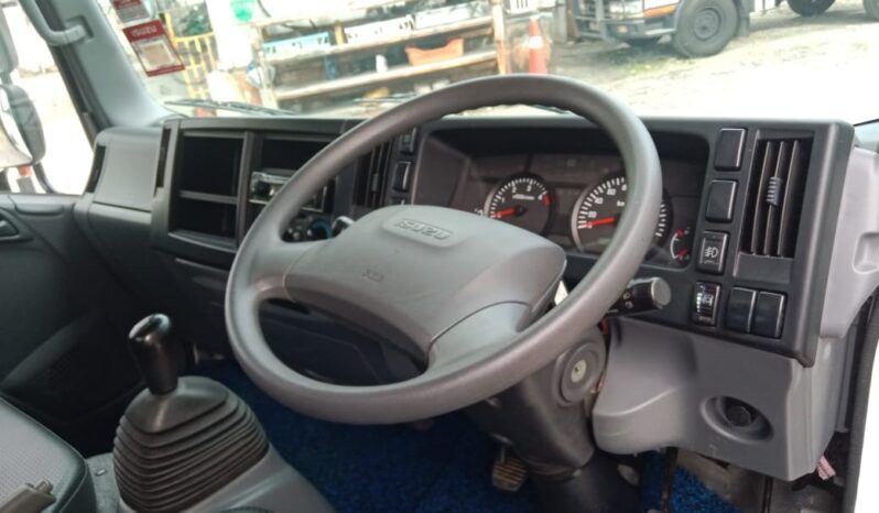 2023 Isuzu NLR77UEE Kargo Am 10′ Good Condition full