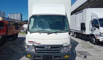 2012 Hino WU342R ALU BOX 14’8 (2 RHS Door & 2 LHS Door) full