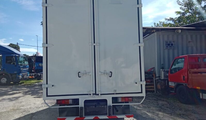 2012 Hino WU342R ALU BOX 14’8 (2 RHS Door & 2 LHS Door) full