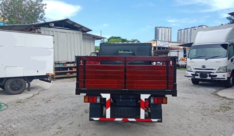 2023 Isuzu NLR77UEE Kargo Am 10′ Good Condition full