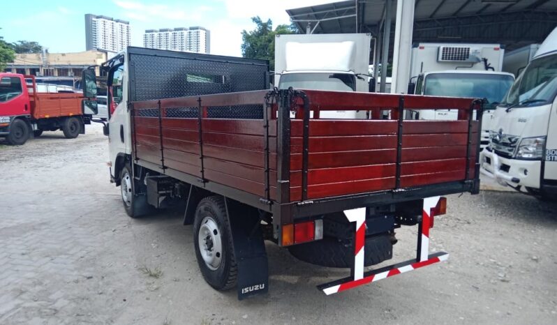 2023 Isuzu NLR77UEE Kargo Am 10′ Good Condition full