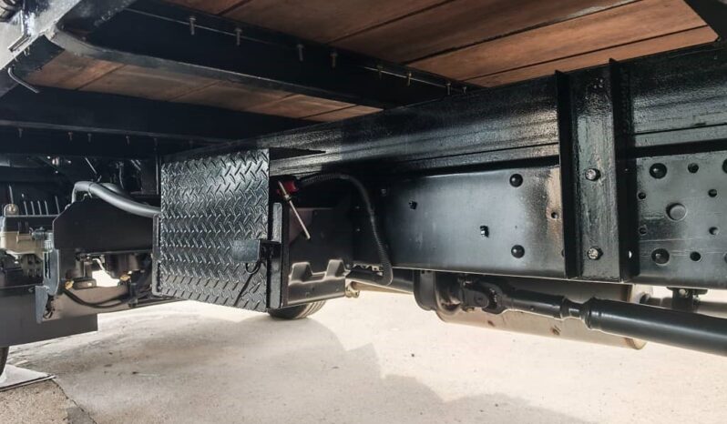 2025 Isuzu NLR77UEE-A (UBS) KARGO AM 13’1 (Steel railing 5pcs)  Super TipTop Condition full