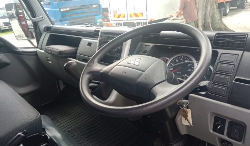 2021 Mitsubishi Fuso FE85PG WOODEN CARGO WITH STEEL RAILING 16’9 full