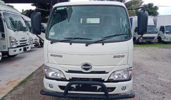 2023 Hino XZU600 Kargo Am 10’4 TipTop Condition full