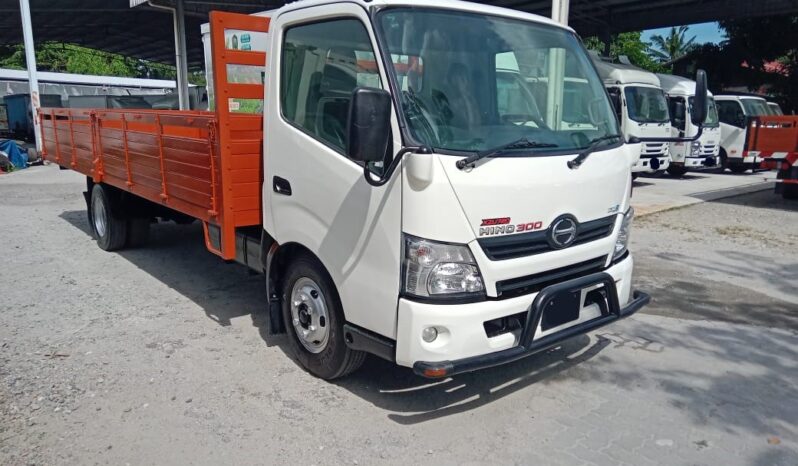 2012 Hino XZU720R (UBS) Kargo Am 20’4 full